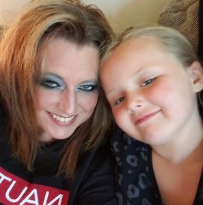 Meet your Posher, Leslie